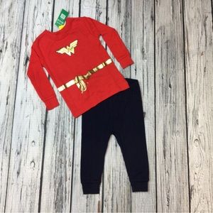Baby Gap Girls 6-12 Months Wonder Woman 2-piece Pajama Set. NWT